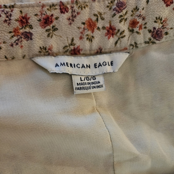 American Eagle Floral Wrap Skirt - Picture 5 of 6